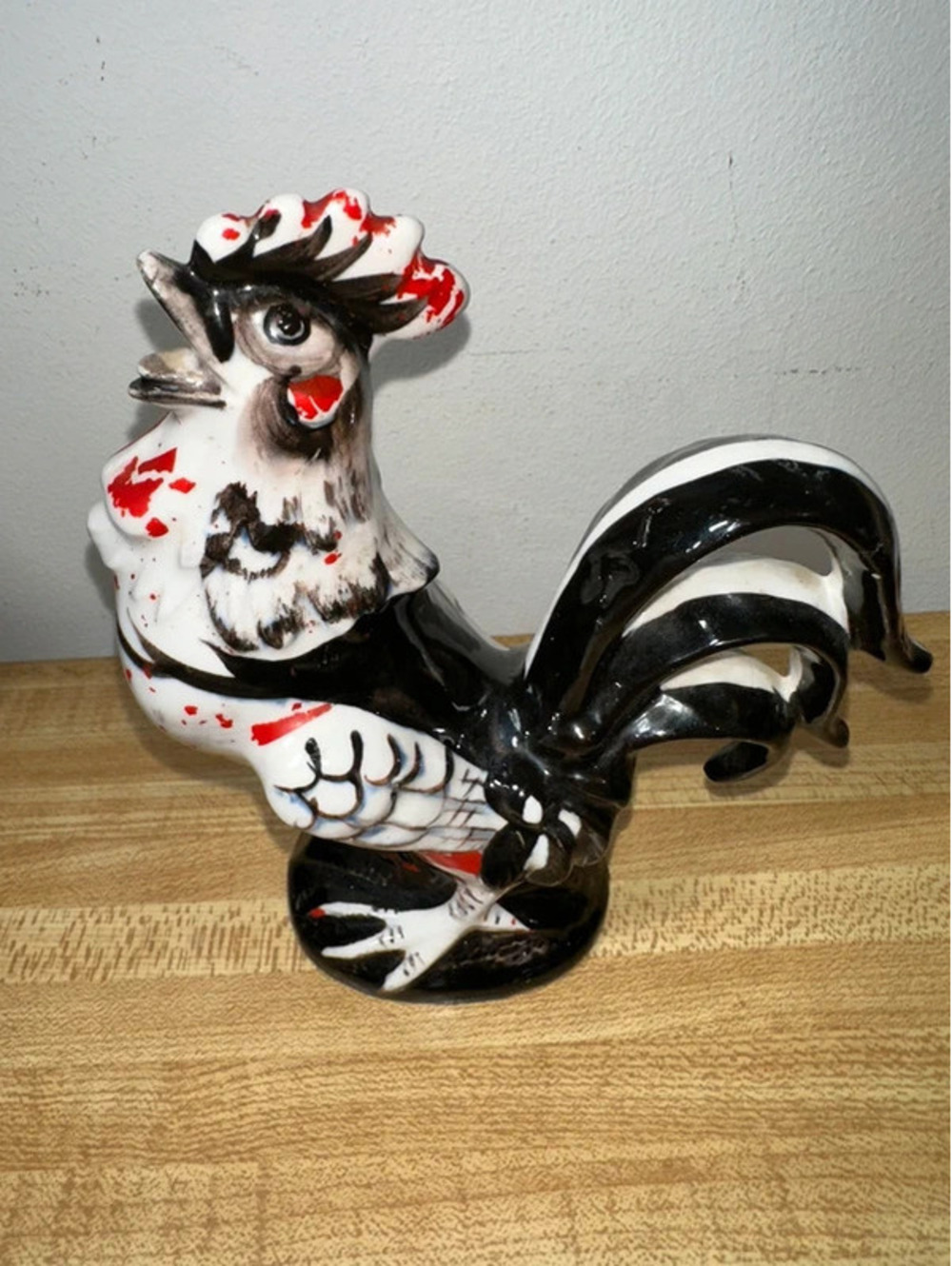 VTG MCM Ceramic Grandmacore Retro BLK/Red Rooster Figurine
